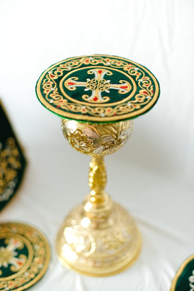 Green fully embroidered set of covers — photo 2