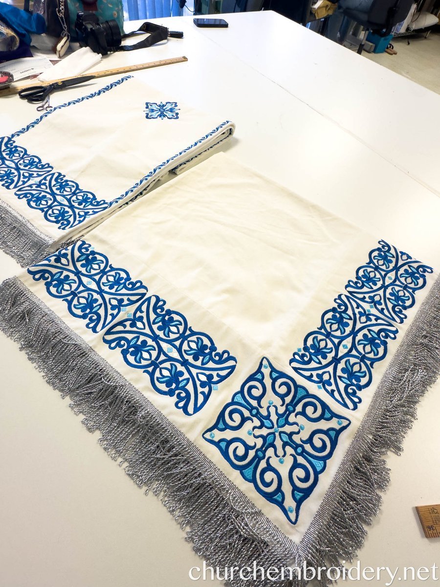 Holy Table Cover and altar covers –White Velvet with Blue Embroidery — photo 3