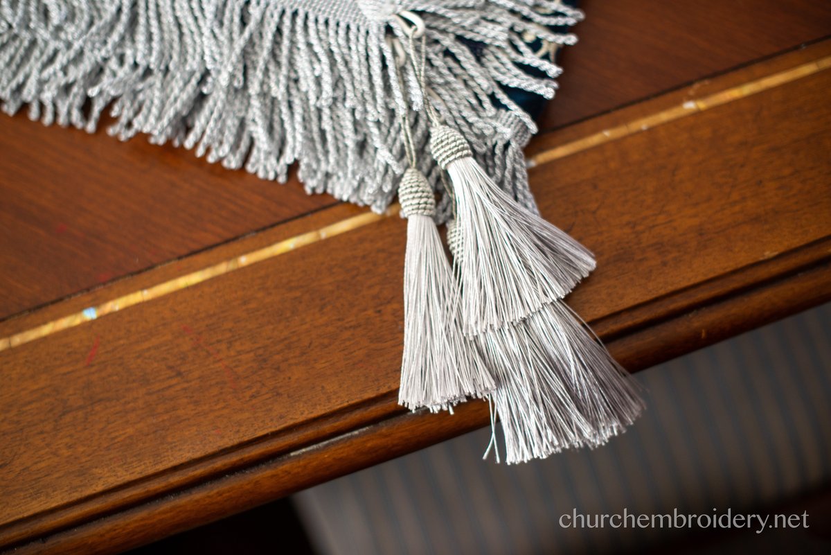 Holy table cover dark blue, with silver embroidery — photo 2