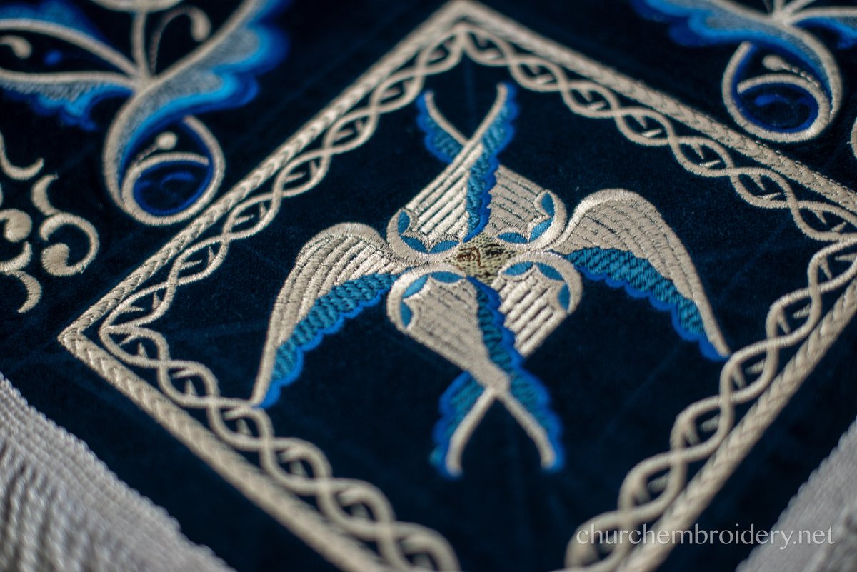 Holy table cover dark blue, with silver embroidery — photo 4