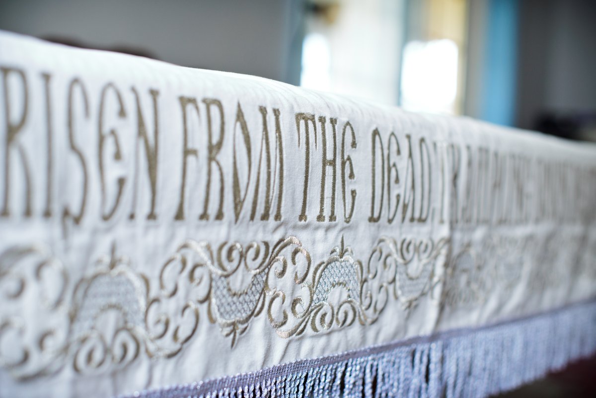 Holy table cover white silver — photo 2