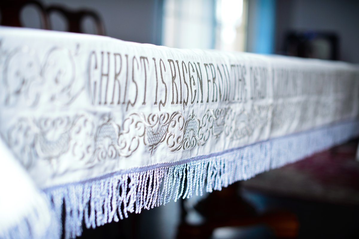 Holy table cover white silver — photo 3