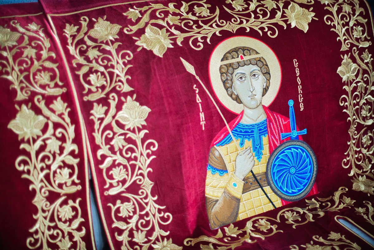 Large Fully embroidered church banner 31x47 with the st. George Icon — photo 3