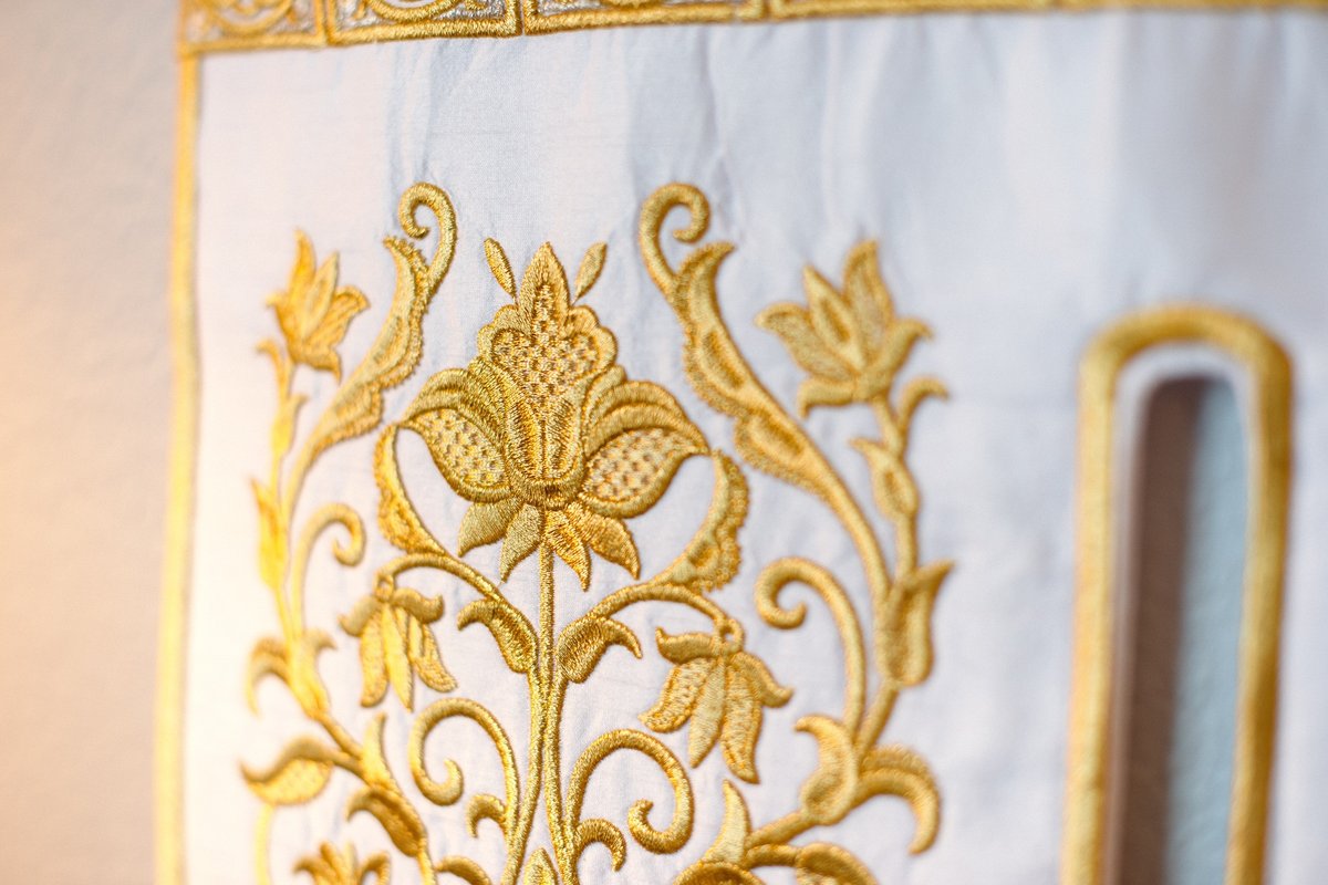 Large Fully Embroidered Church Banner with Resurrection icon — photo 10