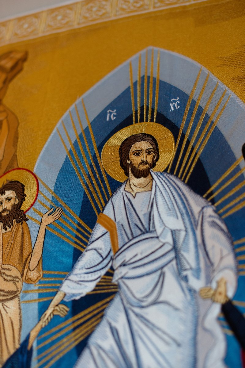 Large Fully Embroidered Church Banner with Resurrection icon — photo 3