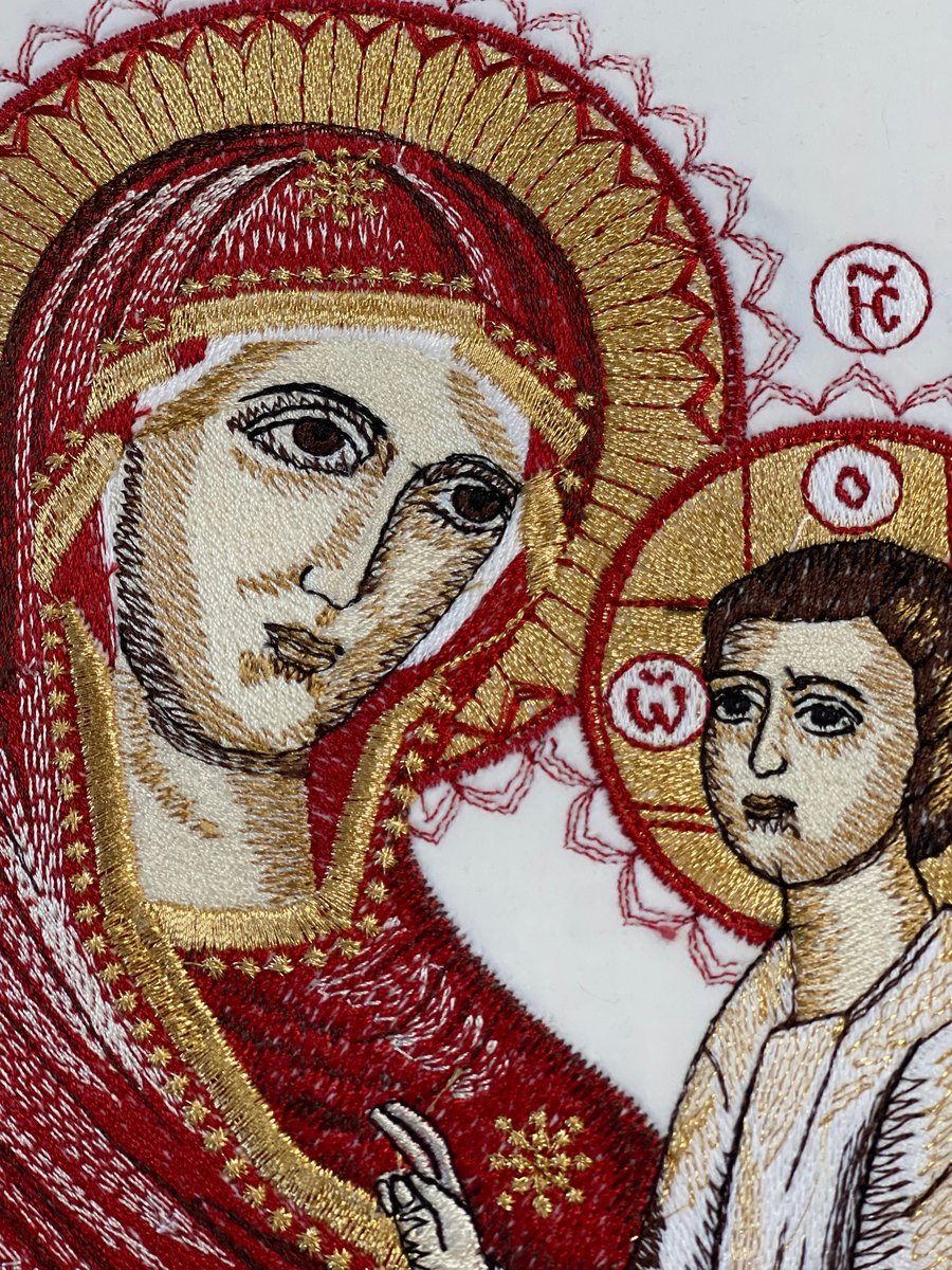 Orthodox priest nabedrennik  with the icon of Theotokos, white or bue — photo 5