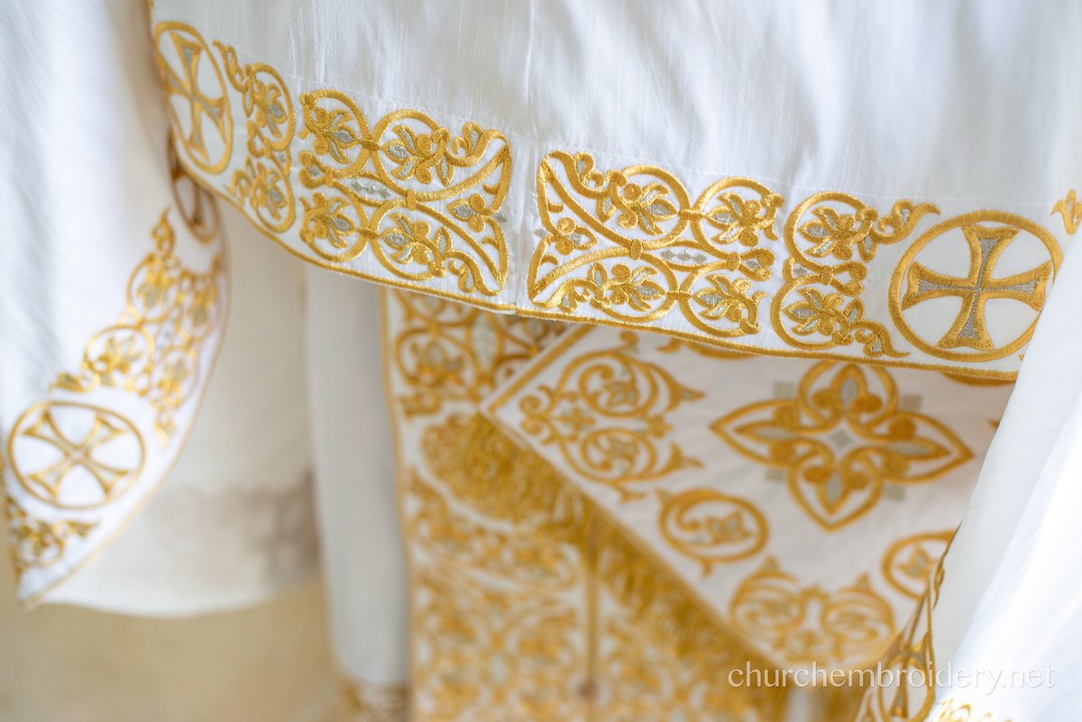 Orthodox priest vestments set, fully embroidered with LARGE Icon of Christ — photo 3