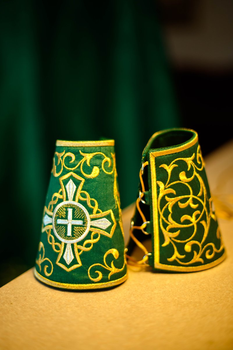 Orthodox priest vestments set, green emerald gold — photo 2