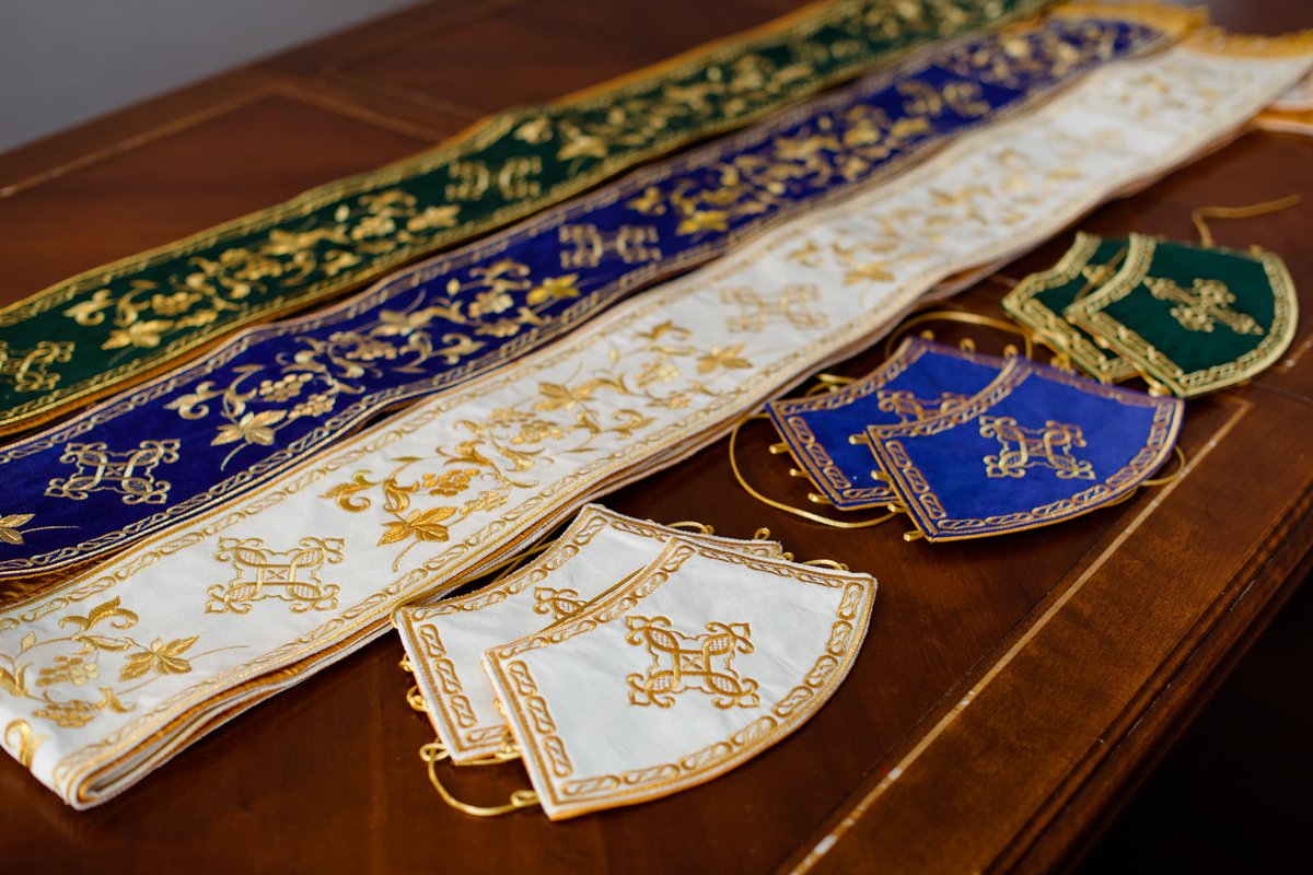 Protodeacon orarion fully embroidered, in different colors — photo 4
