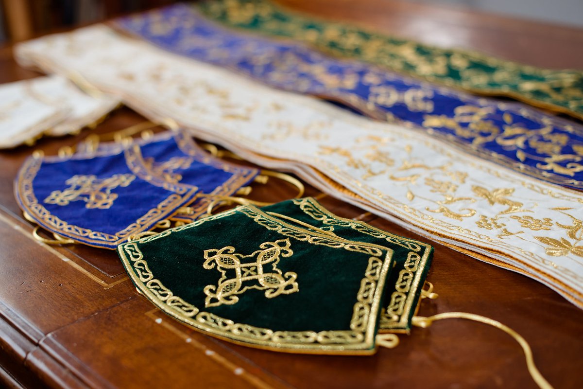 Protodeacon orarion fully embroidered, in different colors — photo 9