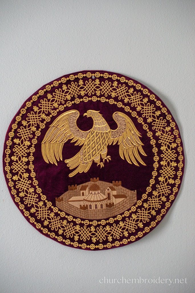 Set of 4 fully embroidered bishop Rug 30"