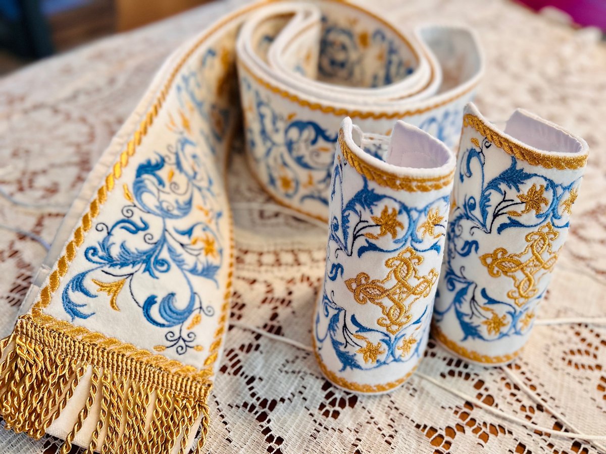 Subdeacon deacon set white blue gold with cuffs