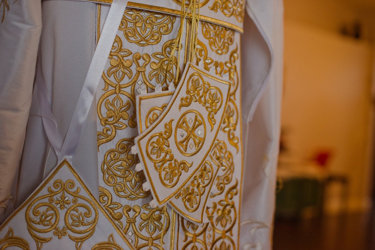 Elegant Silk Orthodox Priest Vestment Set — photo 6