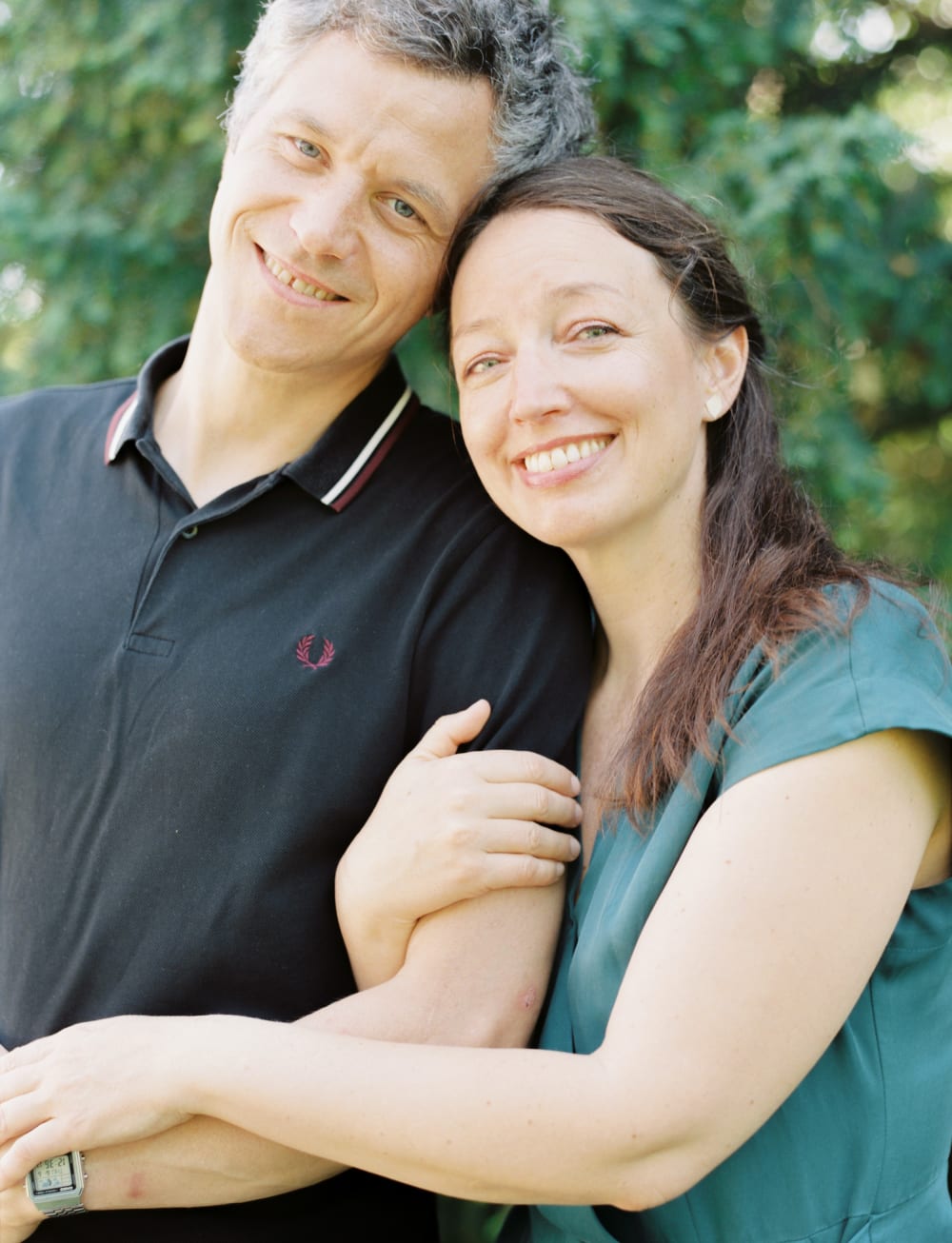 Joakim × Anna — Bröllopsfotograf och familjefotograf i Skåne och på Bjäre — Familjefotografering  i hemmet, image 5