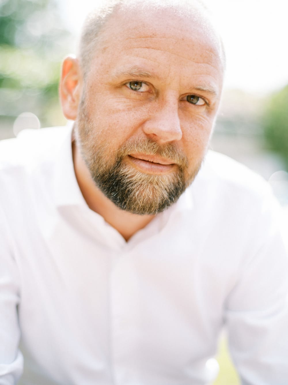 Joakim × Anna — Bröllopsfotograf och familjefotograf i Skåne och på Bjäre — Familjefotografering på stranden, image 11