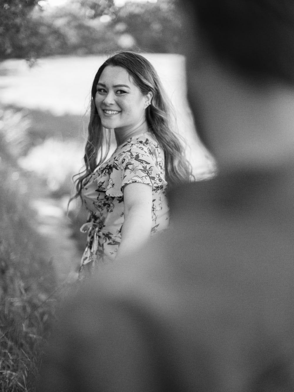 Joakim × Anna — Bröllopsfotograf och familjefotograf i Skåne och på Bjäre — Gravidfotografering i kvälljsljus, image 5