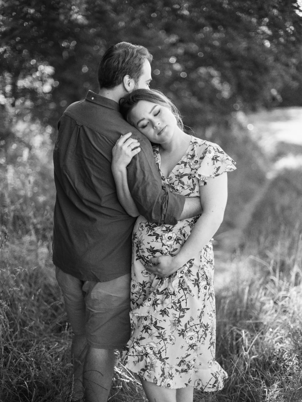 Joakim × Anna — Bröllopsfotograf och familjefotograf i Skåne och på Bjäre — Gravidfotografering i kvälljsljus, image 11