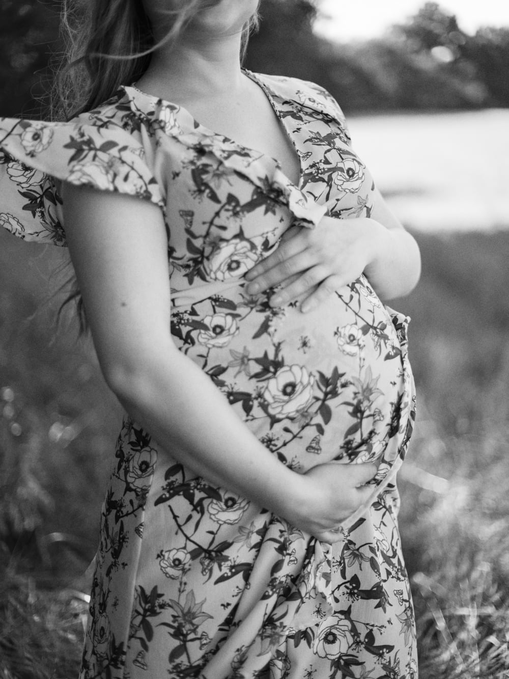 Joakim × Anna — Bröllopsfotograf och familjefotograf i Skåne och på Bjäre — Gravidfotografering i kvälljsljus, image 16