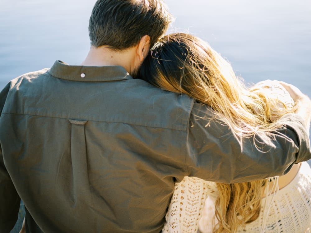 Joakim × Anna — Bröllopsfotograf och familjefotograf i Skåne och på Bjäre — Gravidfotografering i kvälljsljus, image 24