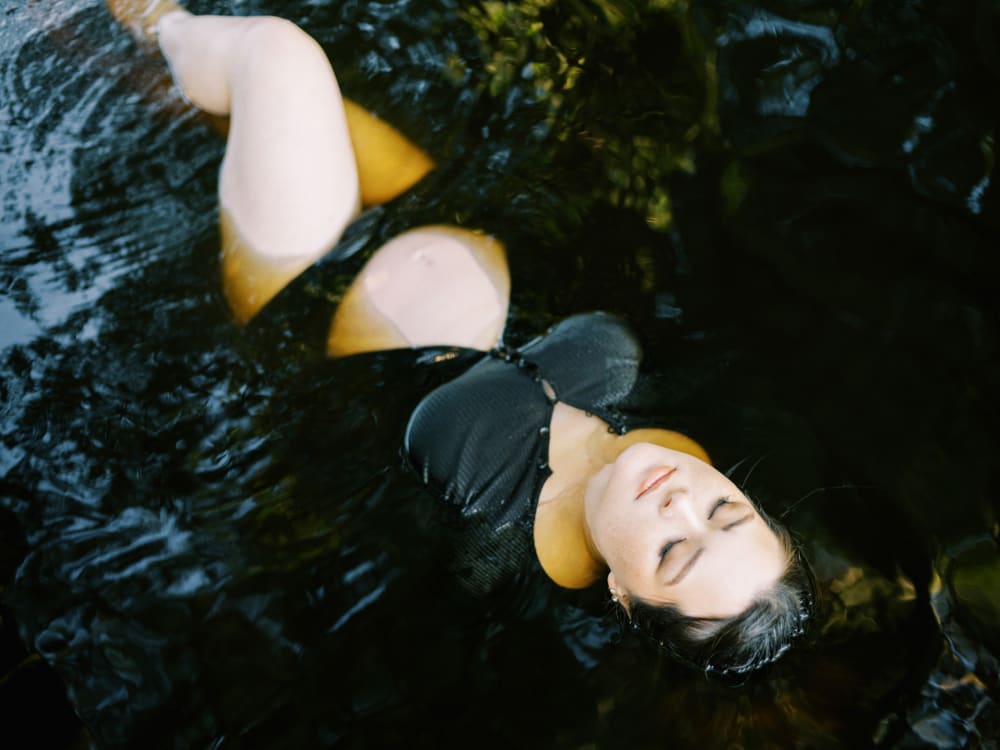 Joakim × Anna — Bröllopsfotograf och familjefotograf i Skåne och på Bjäre — Gravidfotografering i kvälljsljus, image 45