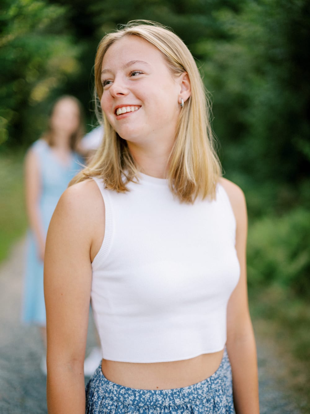 Joakim × Anna — Bröllopsfotograf och familjefotograf i Skåne och på Bjäre — Familjefotografering vid Hovs Hallar, image 3