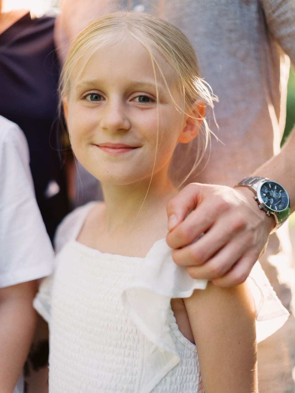 Joakim × Anna — Bröllopsfotograf och familjefotograf i Skåne och på Bjäre — Familjefotografering i kvällsljus, image 28