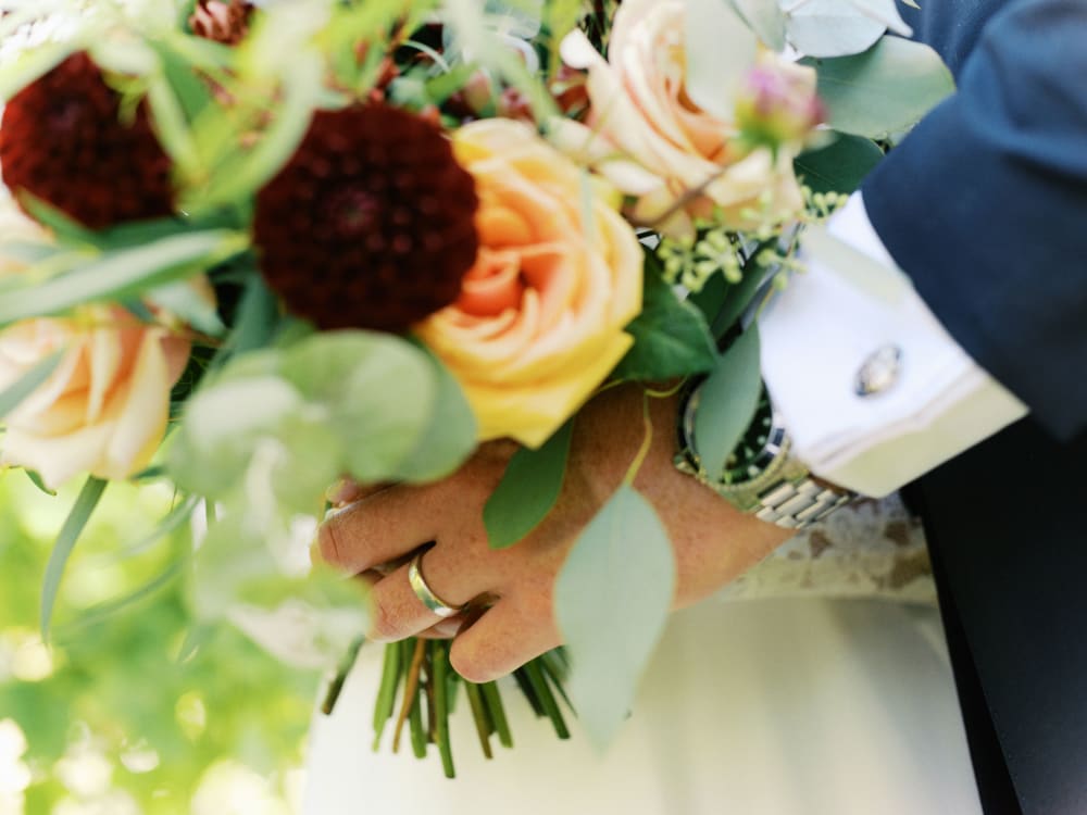 Joakim × Anna — Bröllopsfotograf och familjefotograf i Skåne och på Bjäre — Bröllopsporträtt på Flädie Mat och Vingård, image 14