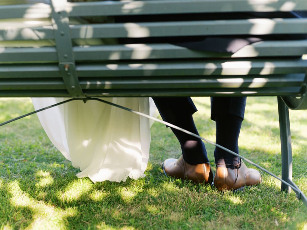 Joakim × Anna — Bröllopsfotograf och familjefotograf i Skåne och på Bjäre — Bröllopsporträtt på Flädie Mat och Vingård, image 30