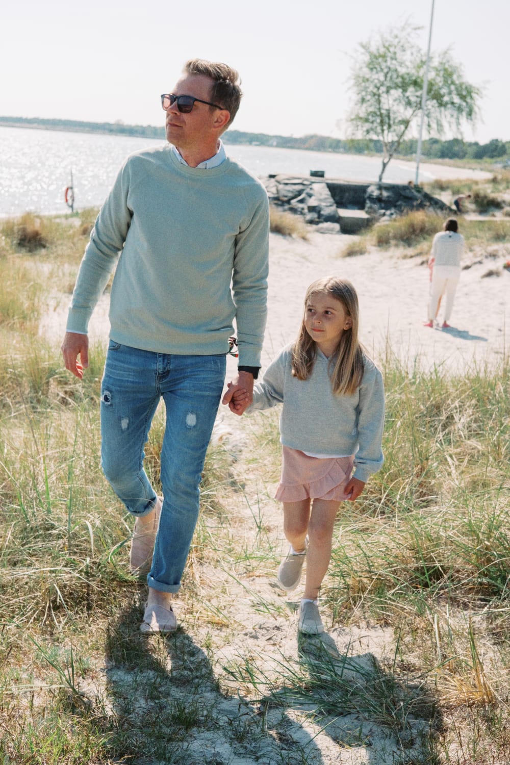 Joakim × Anna — Bröllopsfotograf och familjefotograf i Skåne och på Bjäre — Familjefotografering vid havet, image 29