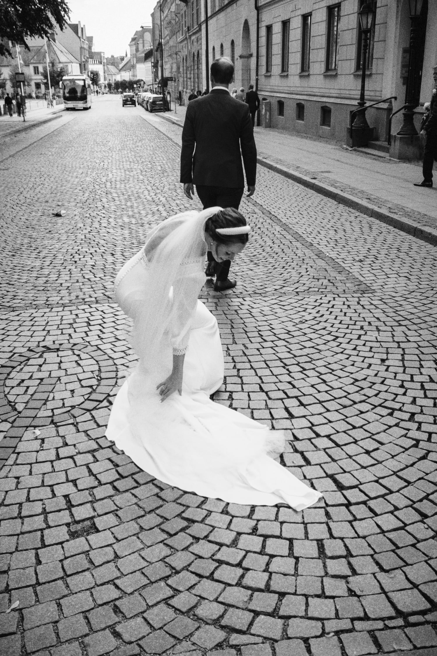 Joakim × Anna — Bröllopsfotograf och familjefotograf i Skåne och på Bjäre — Bröllopsfotografer för er som kanske inte vill ha en bröllopfotograf, image 2