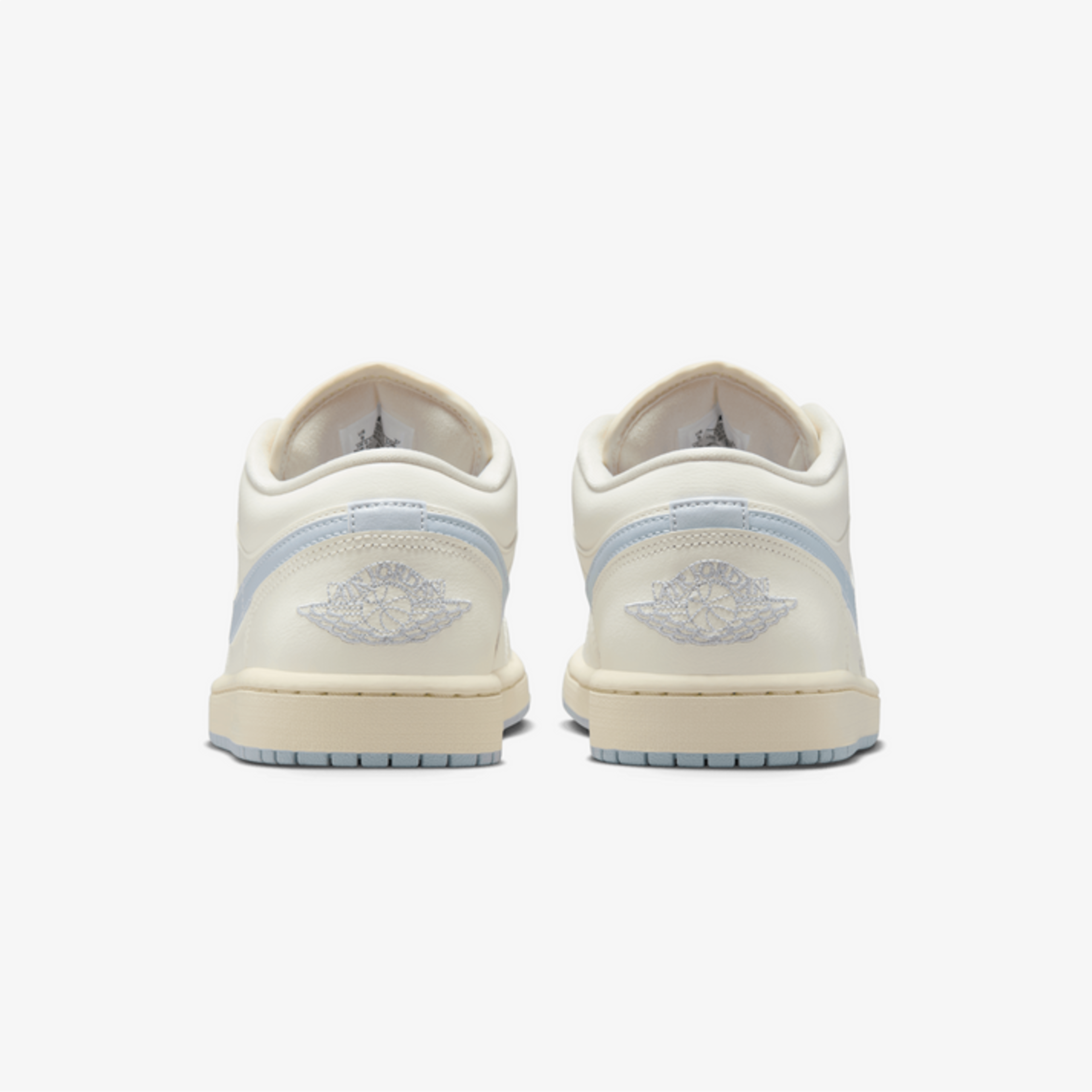 Jordan AIR JORDAN 1 LOW SAIL/GHOST view 3