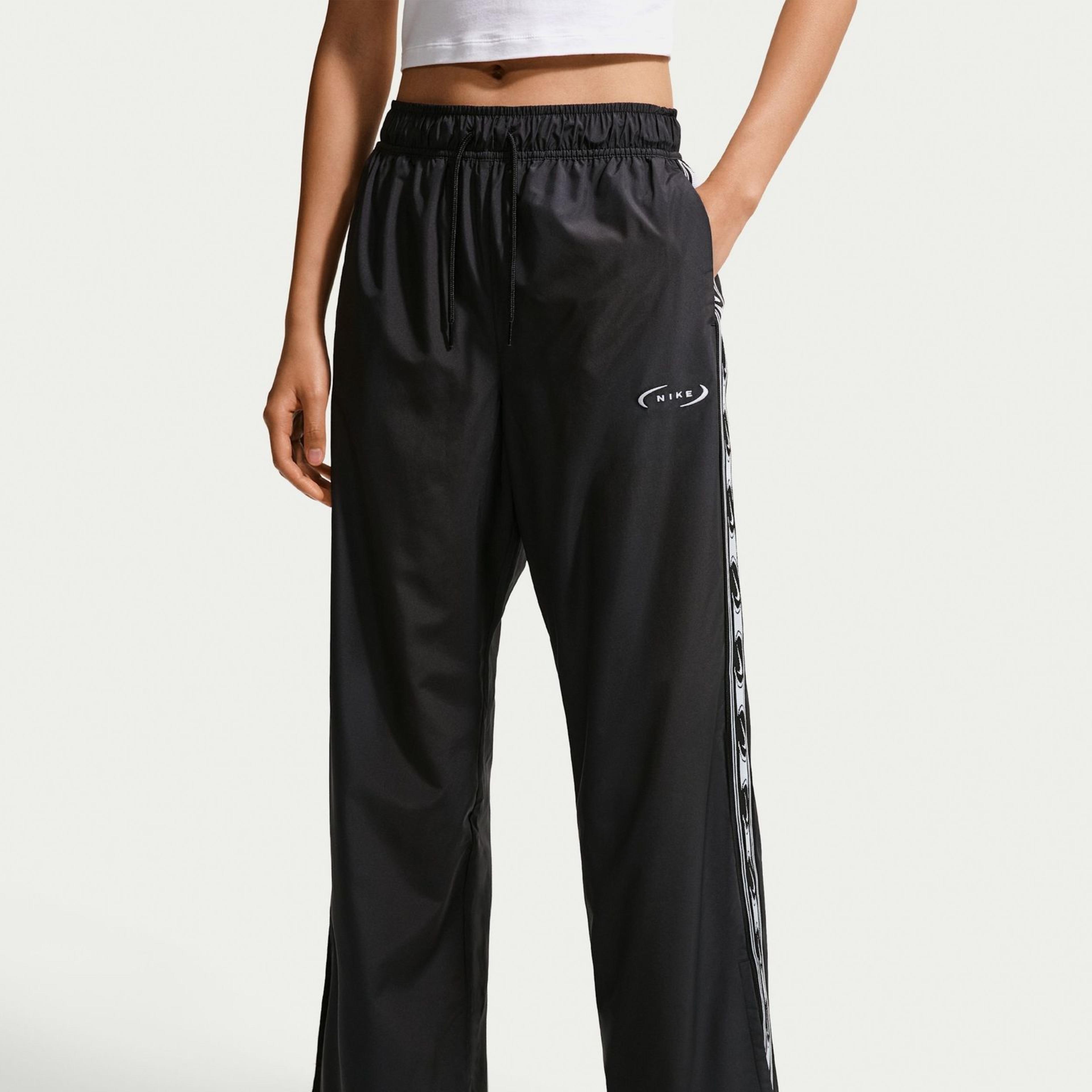 Nike Nike Sportswear Classic Mid-Rise Woven Trousers