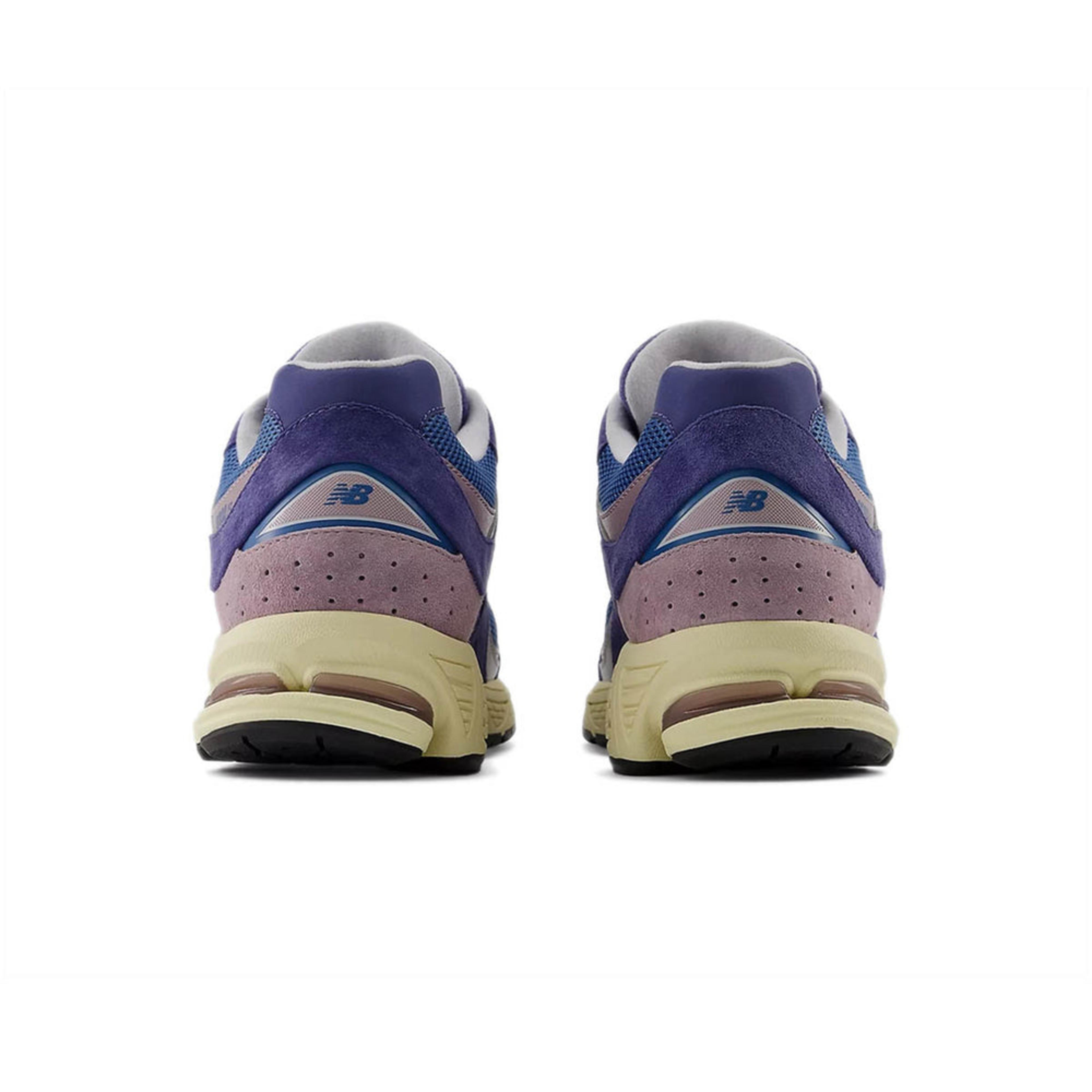 New Balance NEW BALANCE 2002R view 2