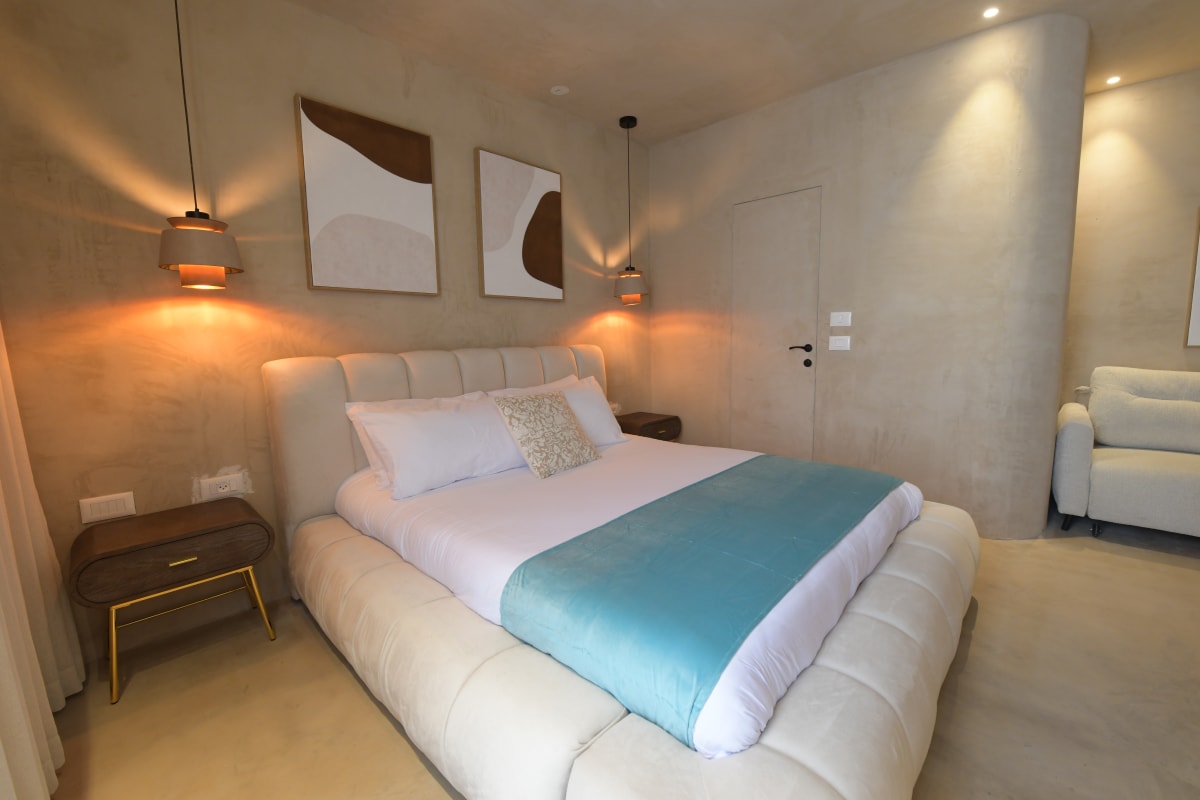 Bedroom with a double bed in a suite in central Eilat