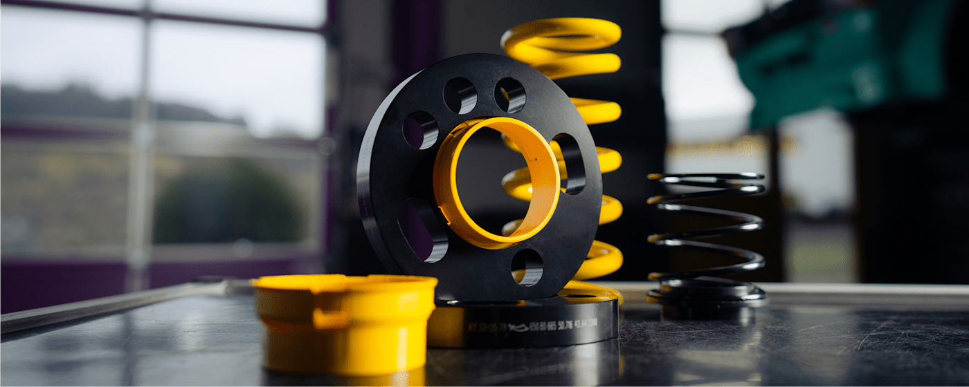 ST Suspensions Spurverbreiterungen Produktbild