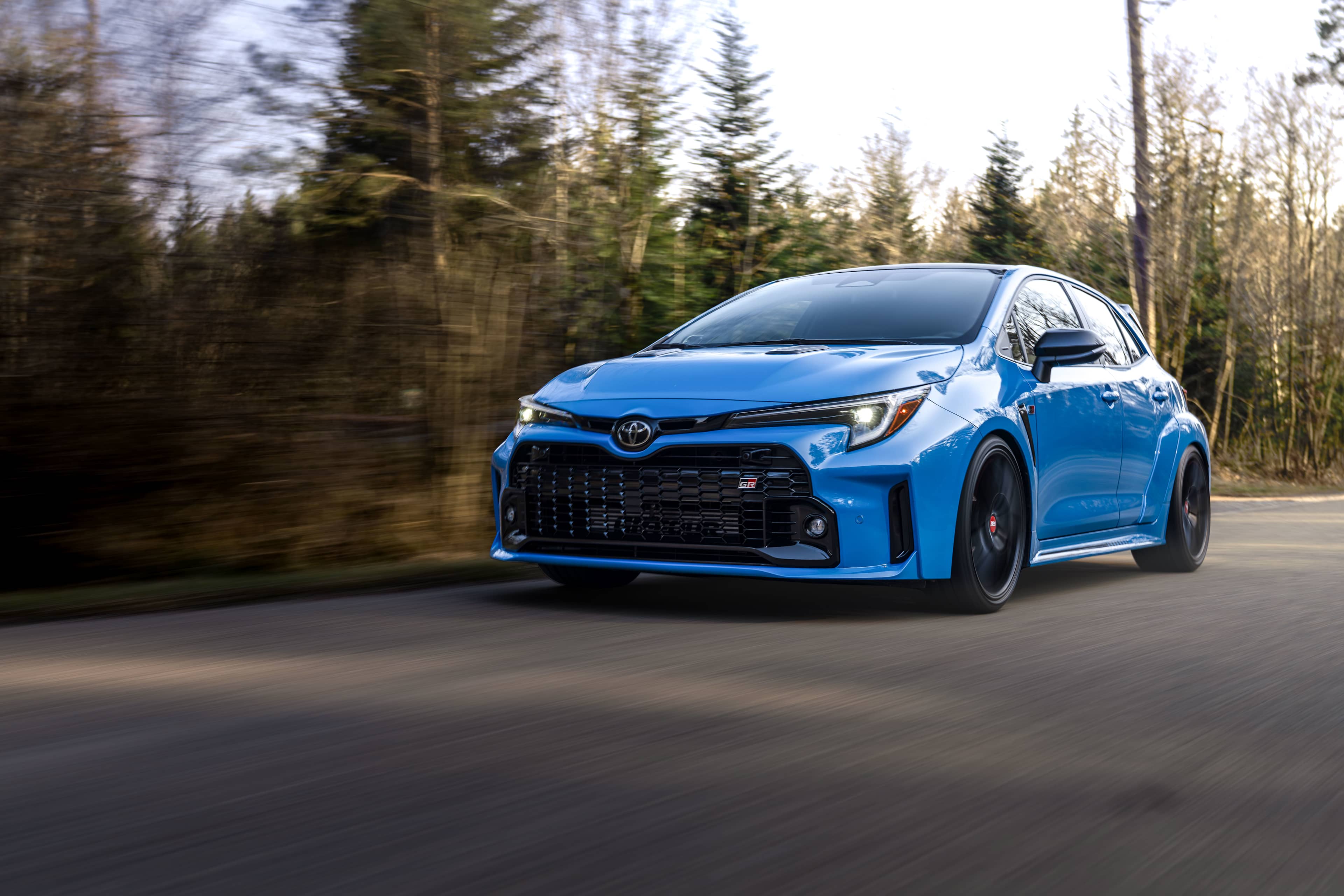 Landingpage > Toyota Corolla (E210) > Slider > SLI > Image 4