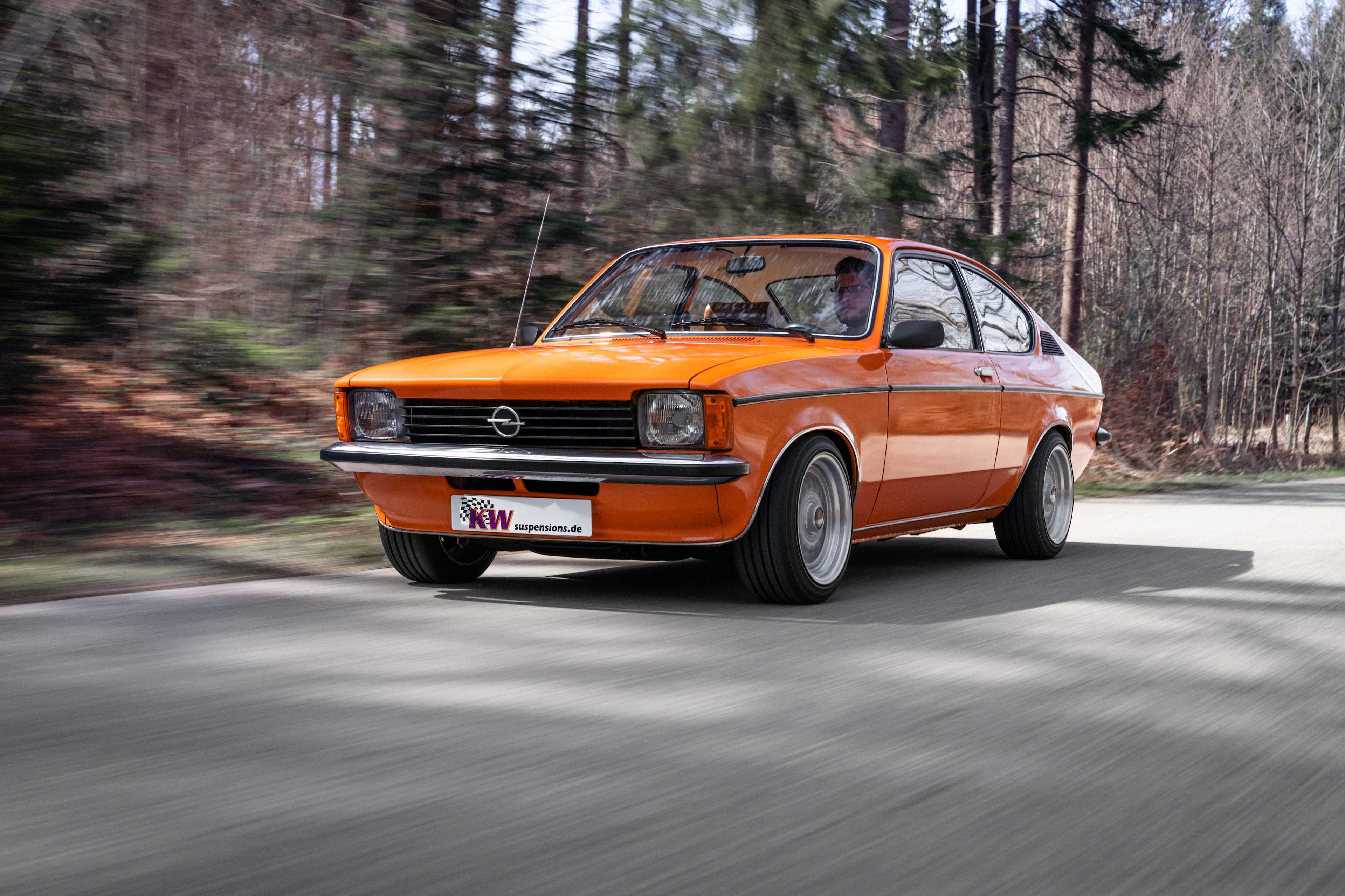 Target audience page > Klassiker & Youngtimer > SD 1 > Header > SLI > Image 2