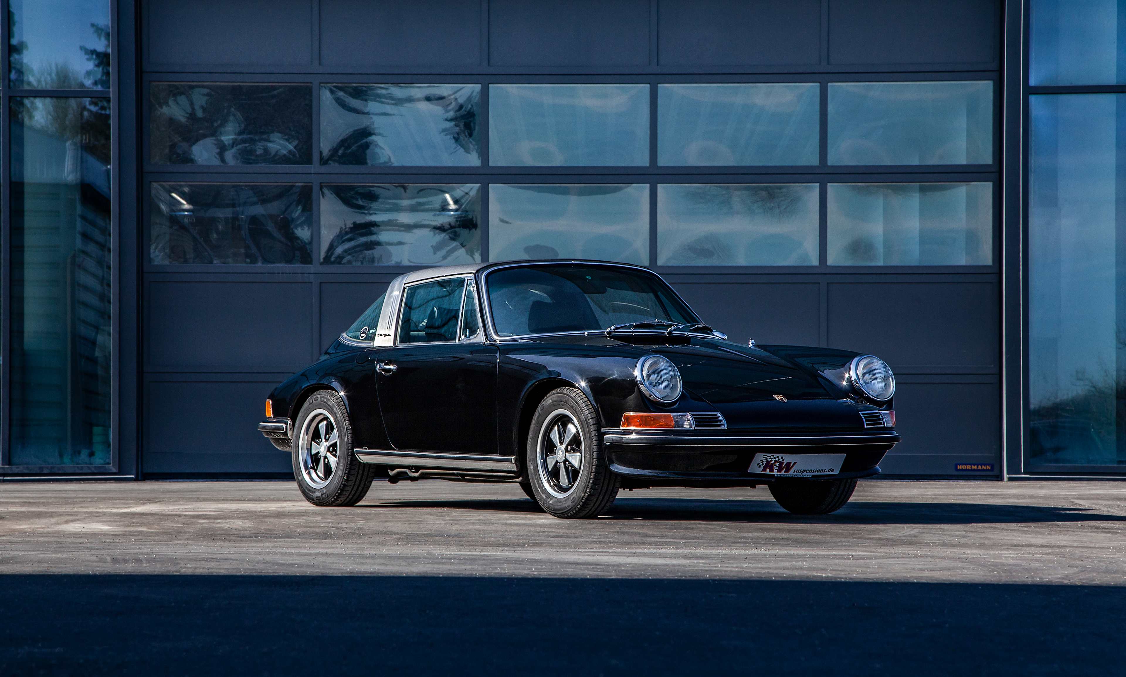Target audience page > Klassiker & Youngtimer > SD 1 > Header > SLI > Image 1 