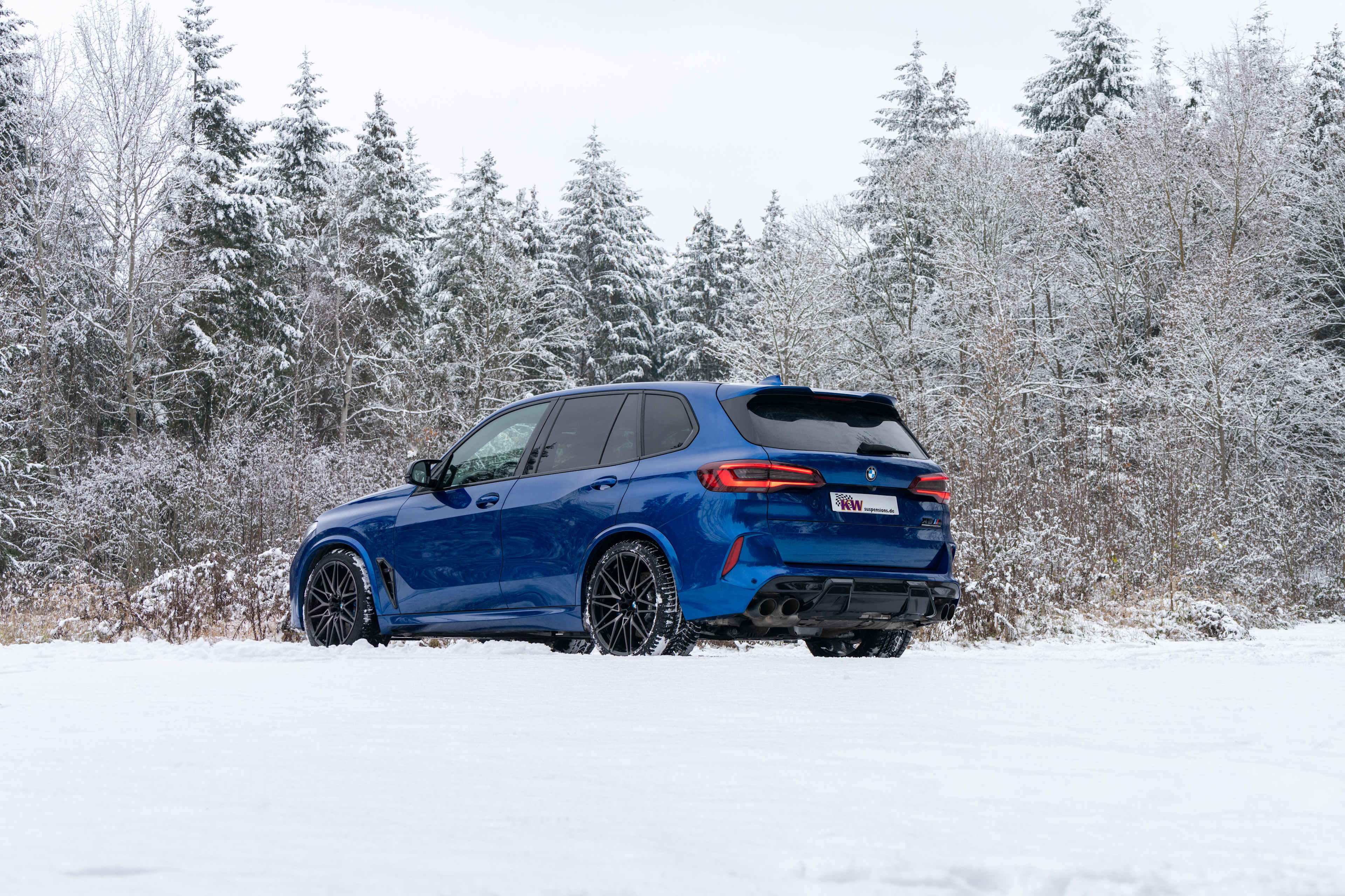 Target audience page > SUV > SD 1 > Header > SLI > Image 4