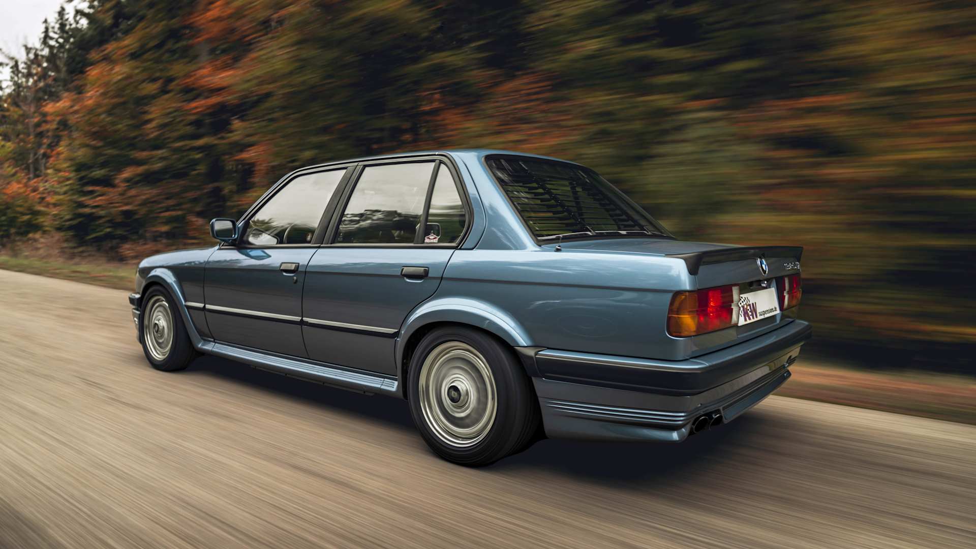 Image > BMW E30 - 5