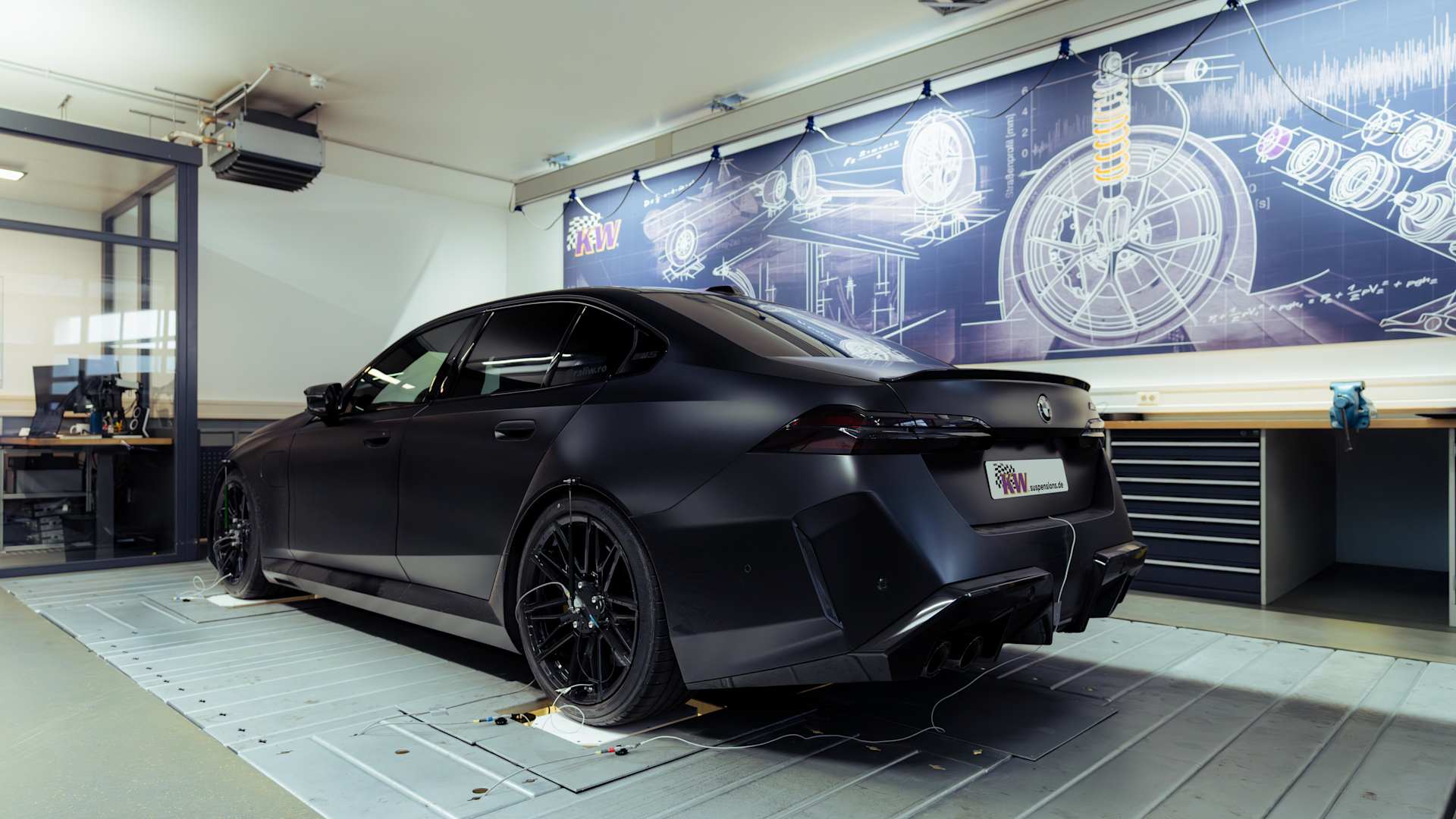 Image > BMW M5 G90 - 4