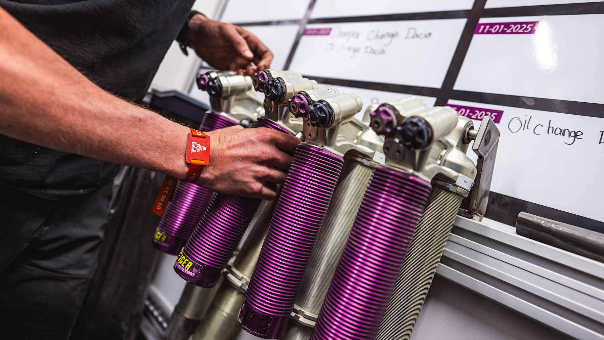 Career > Apprenticeship CNC Lathe Operator > More information > We offer