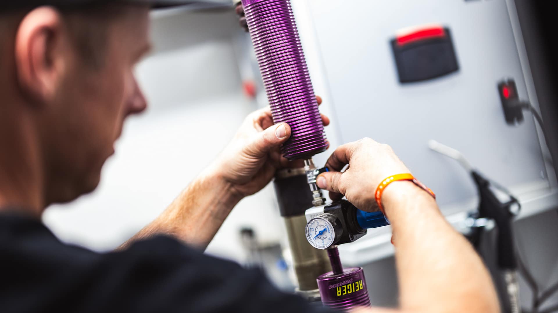 Career > SF 3 > Vacancies > Manager Purchasing and Logistics and Manager of Production (Machining)