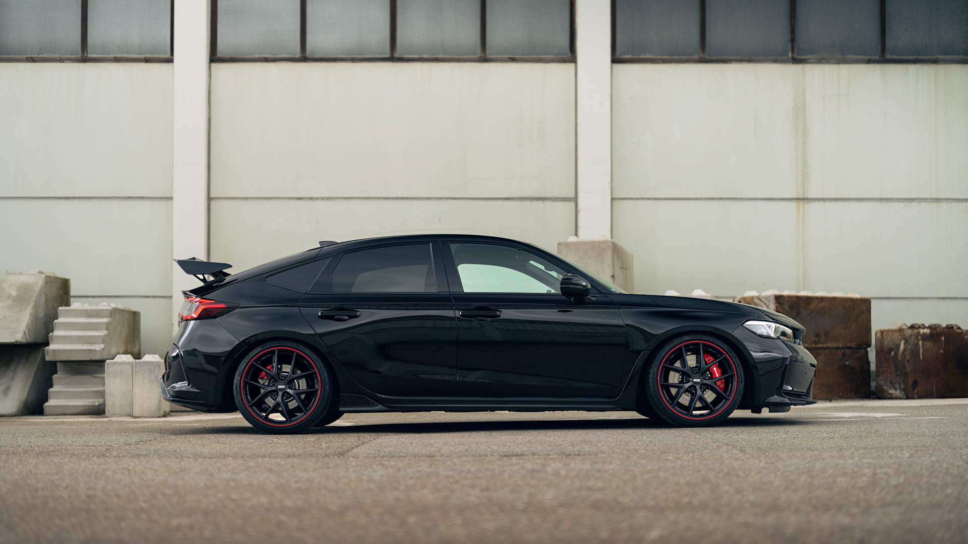 LP Honda Civic Type R > SF 2 > Slider > SLI > Image 5