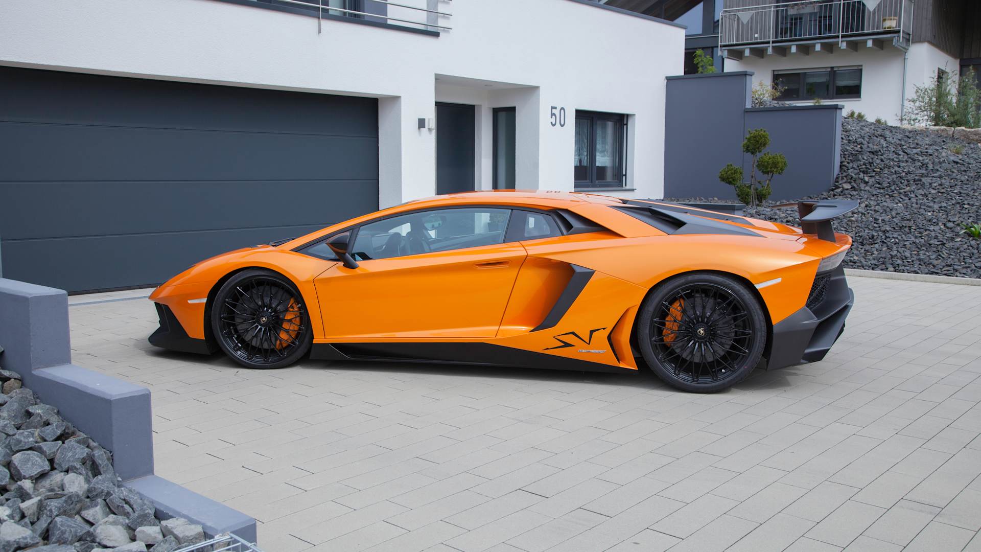 LP Lamborghini Aventador inkl. SVJ > SF 2 > Slider > SLI > Image 2