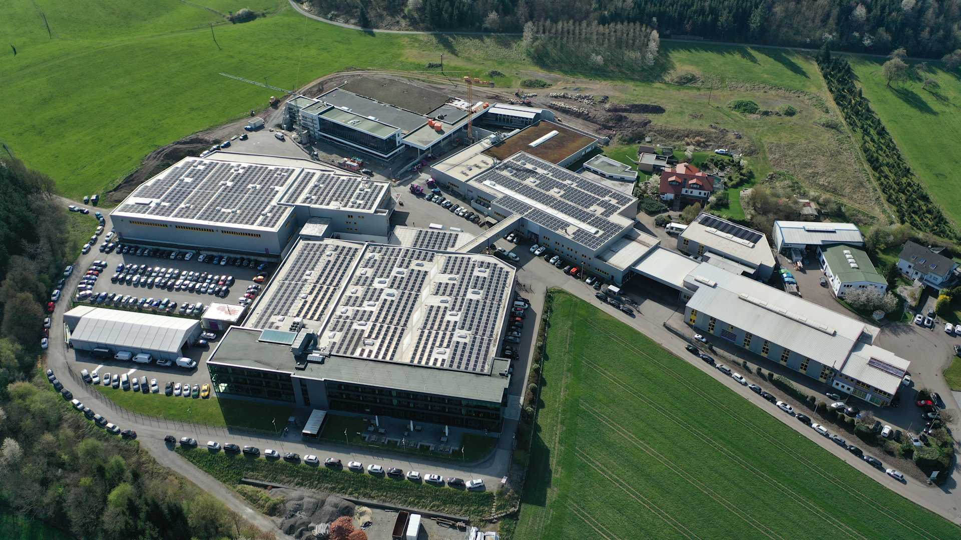 About Us > Contact > SD 0 > HQ Contact > IT 