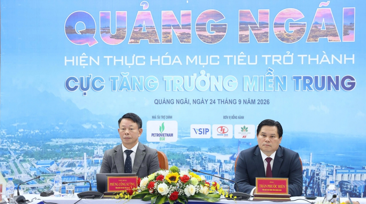 Hội thảo “Quảng Ngãi hiện thực hóa mục tiêu trở thành cực tăng trưởng miền Trung” do báo Tiền Phong đã phối hợp cùng UBND tỉnh Quảng Ngãi tổ chức Hội thảo “Quảng Ngãi hiện thực hóa mục tiêu trở thành cực tăng trưởng miền Trung” do báo Tiền Phong đã phối hợp cùng UBND tỉnh Quảng Ngãi tổ chức