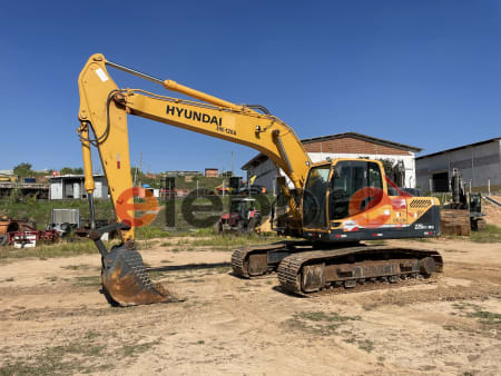 Escavadeira Hyundai R220LC-9S 2013