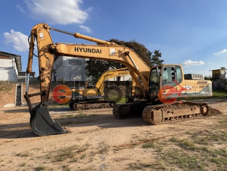 Escavadeira Hyundai R330LC-9S 2013