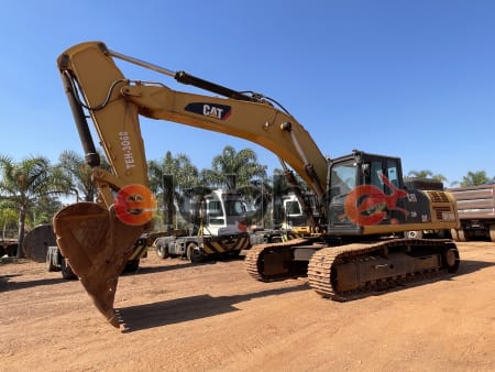 Escavadeira Caterpillar 336D2L 2018